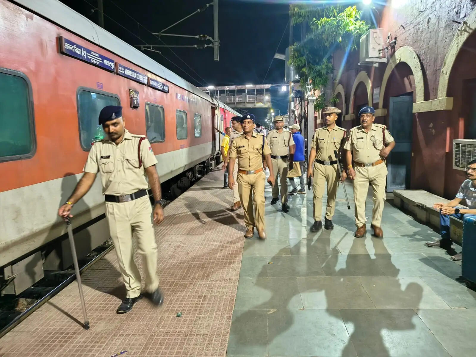 स्वतंत्रता दिवस को लेकर बक्सर में सुरक्षा के कड़े इंतजाम, रेलवे स्टेशन से लेकर प्रमुख चौक-चौराहों तक सघन जांच
