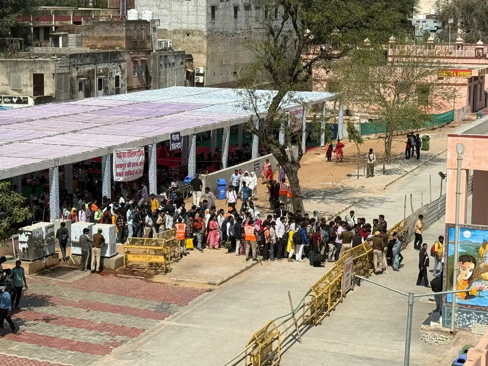 रींगस खाटूश्यामजी मेले पर रेलवे&nbsp;ने श्रद्धालुओं की सुरक्षित, सुगम एवं व्यवस्थित यात्रा सुनिश्चित की