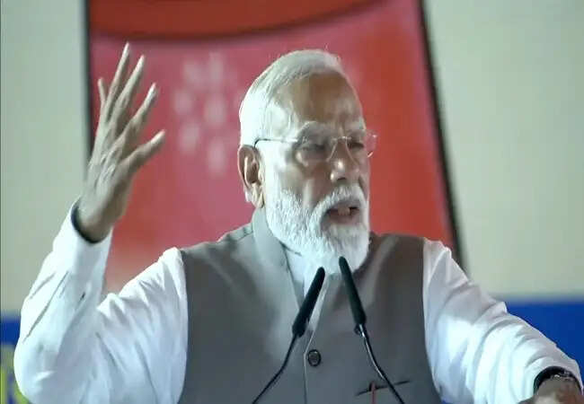 (लीड) महिला आरक्षण लागू करने के लिए कोई कोर कसर नहीं छोड़ूंगा: नरेन्द्र मोदी