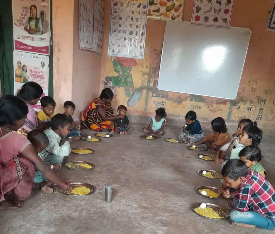 झारखंड के आंगनवाड़ी केंद्रों में पोषण सेवाओं पर सवाल,'भोजन का अधिकार अभियान' ने सर्वे में बताईं अनियमितताएं