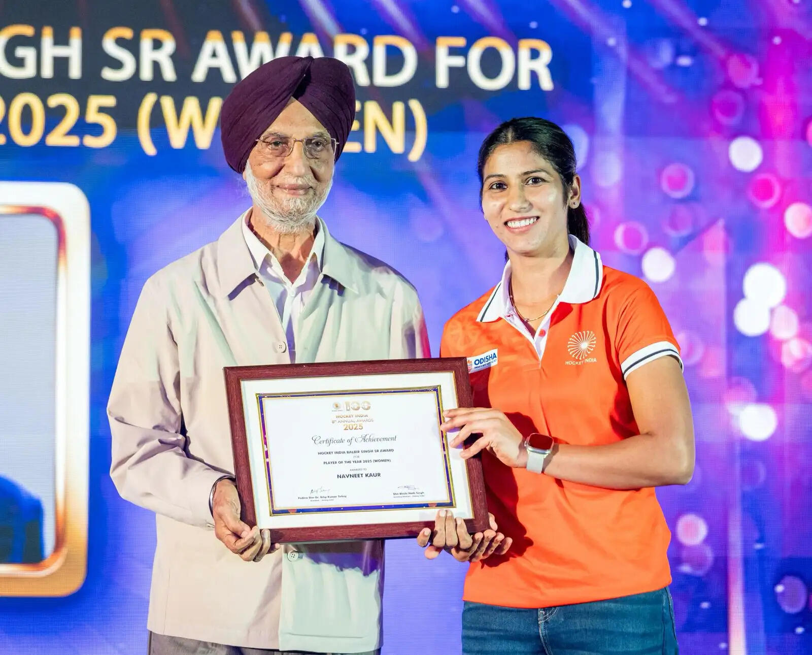 हॉकी इंडिया अवॉर्ड्स 2025: नवनीत कौर और हार्दिक सिंह बने साल के सर्वश्रेष्ठ खिलाड़ी, जफर इकबाल को लाइफटाइम अचीवमेंट सम्मान