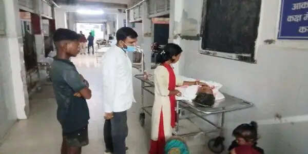 दोस्तों के साथ घर से निकले 20 वर्षीय युवक की पानी भरे गड्ढे में डूबने से मौत