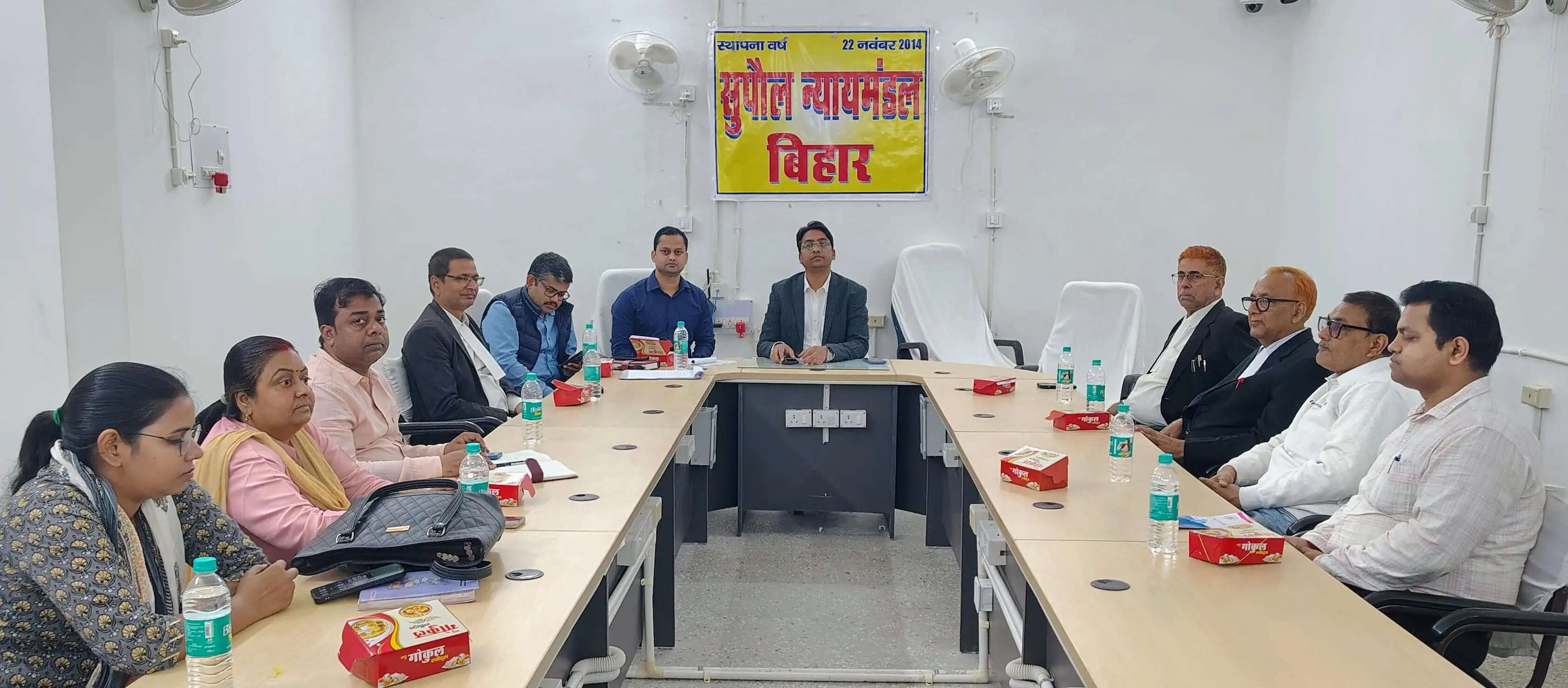 राष्ट्रीय लोक अदालत की सफलता को लेकर समीक्षा बैठक आयोजित