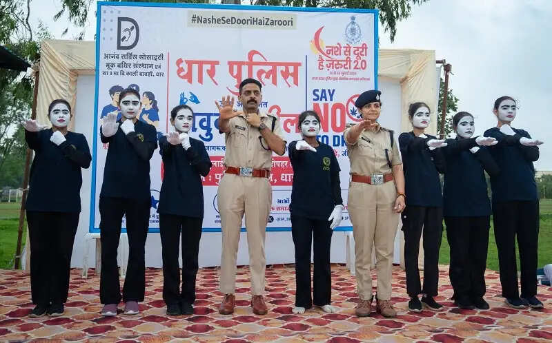 मप्र पुलिस के नशे से दूरी है ज़रूरी 2.0 अभियान में जनभागीदारी से बने पांच विश्व रिकॉर्ड