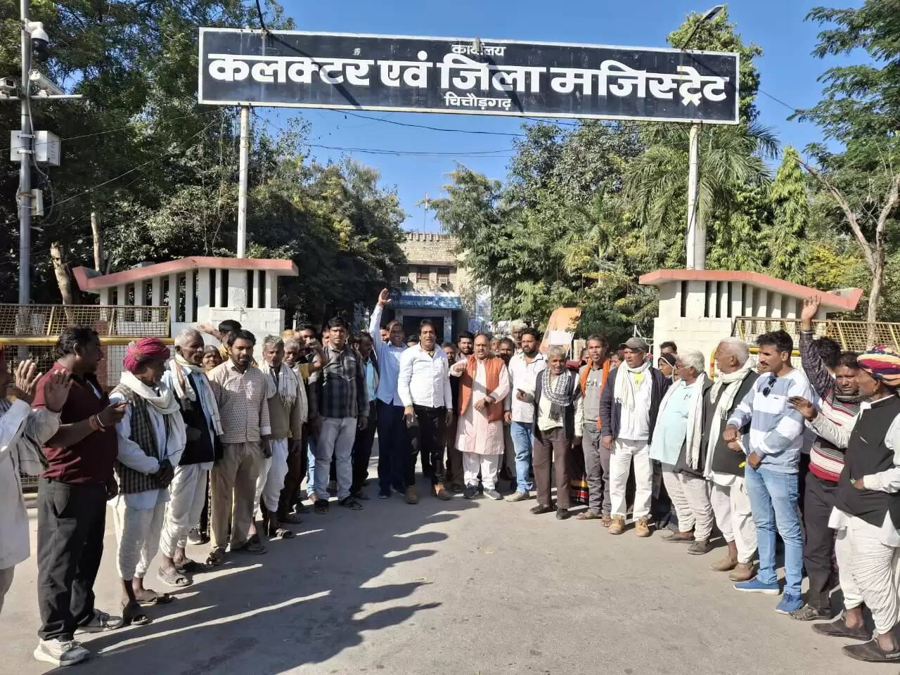 अरावली को बचाने आगे आए संगठन ज्ञापन सौंप जताया विरोध