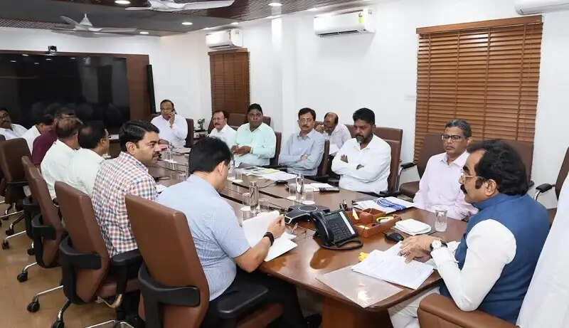मप्र में मजबूत हो रहा सड़क नेटवर्क, विजन 2047 के तहत 1.05 लाख करोड़ के रोड नेटवर्क की योजना तैयार