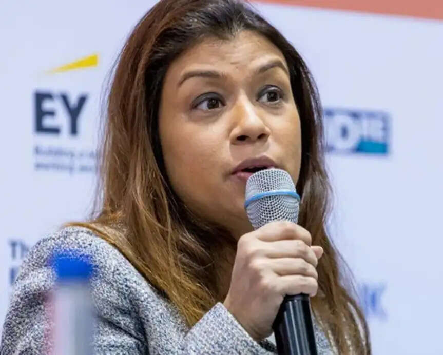 बांग्लादेशः शेख हसीना की भतीजी ट्यूलिप को 8 अप्रैल को अदालत में पेश होने का नोटिस