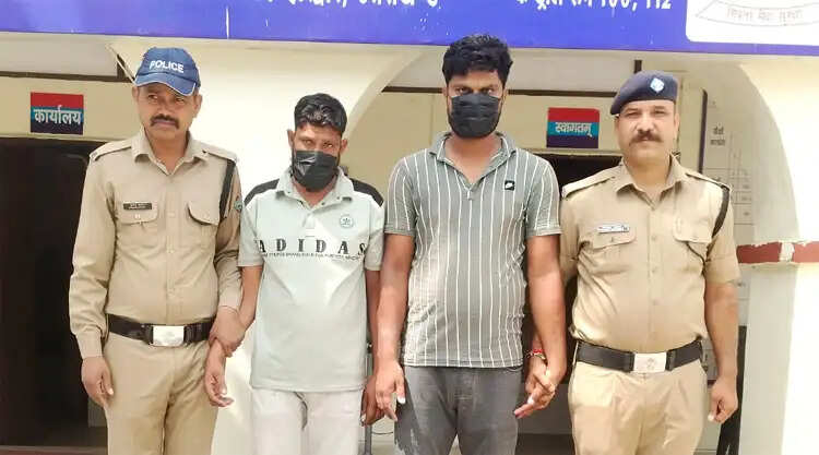 गौकशी मामले में 3 माह से फरार दो वांछित आरोपित गिरफ्तार