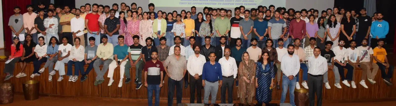 एसएमवीडीयू ने बी.टेक. 2023 बैच के छात्रों के लिए ऑनर्स और माइनर स्पेशलाइजेशन पर ओरिएंटेशन सत्र आयोजित किया