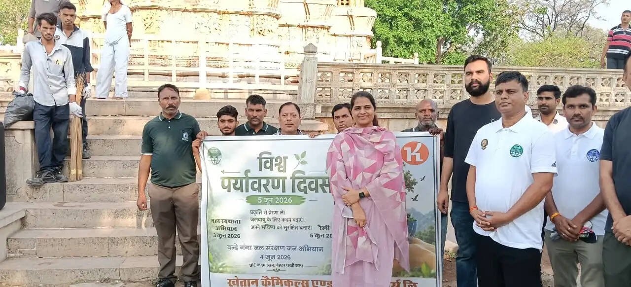 वंदे गंगा अभियान के तहत चित्तौड़ दुर्ग पर महास्वच्छता अभियान का आगाज, डीएम ने दिया जल संरक्षण का संदेश