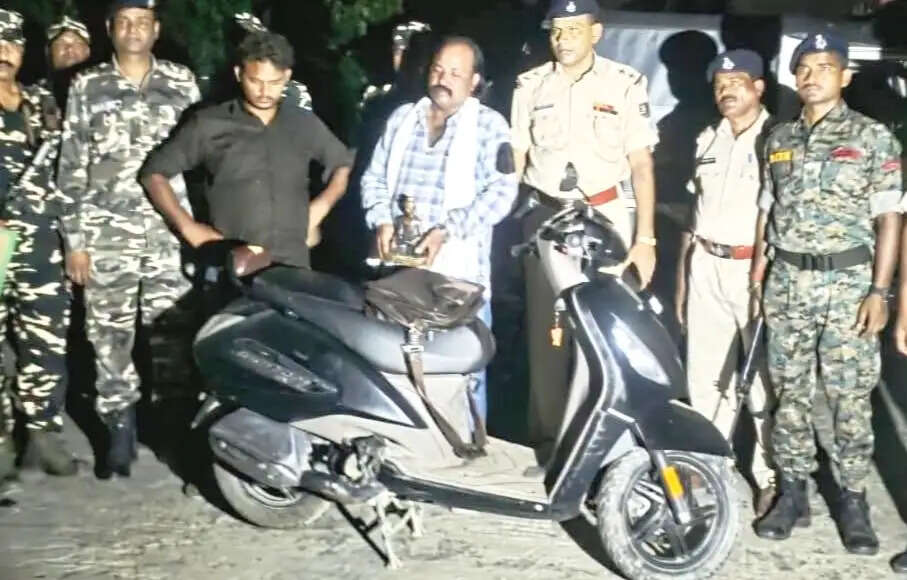 पश्चिम चंपारण में बुद्ध की प्रतिमा के साथ दो गिरफ्तार