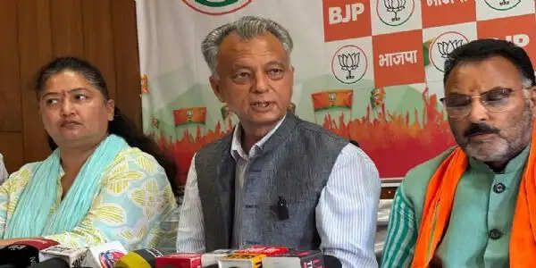 मंडी नगर निगम को आधुनिक और व्यवस्थित शहर बनाने का रोडमैप है भाजपा का संकल्प पत्र : अनिल शर्मा
