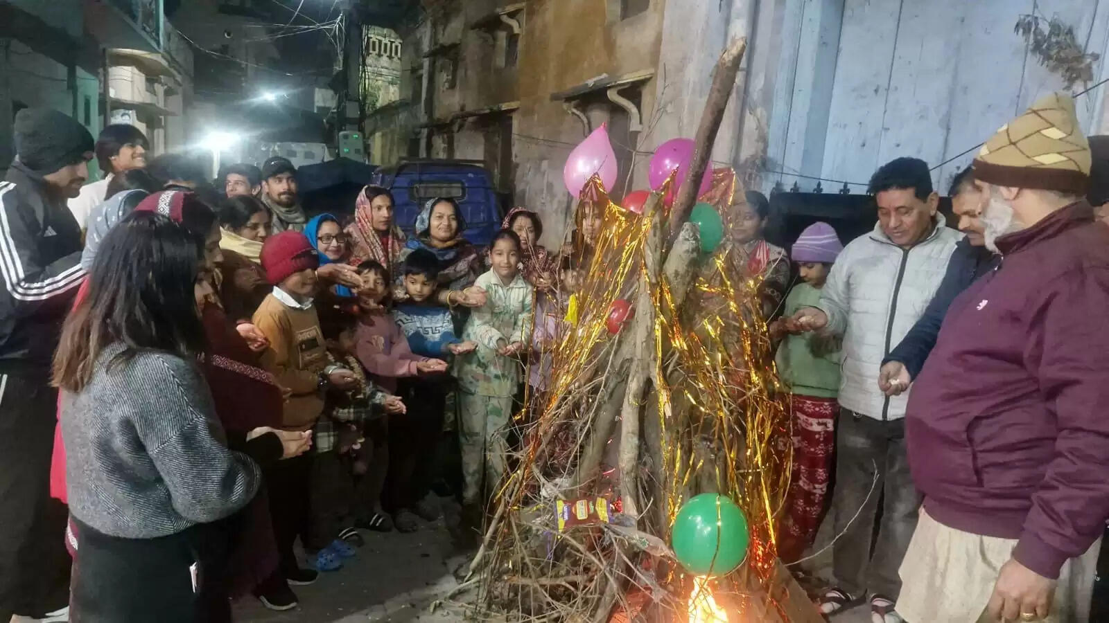 जिलाभर में हर्षाेल्लास के साथ मनाया गया लोहड़ी पर्व