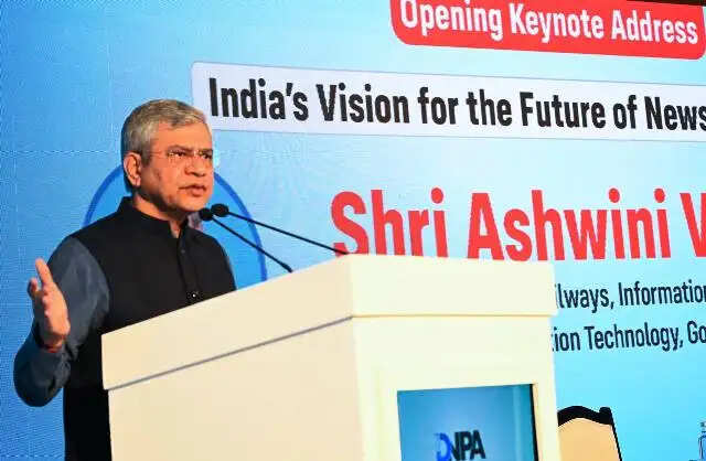 डिजिटल प्लेटफॉर्म्स को कंटेंट और बच्चों की ऑनलाइन सुरक्षा की जिम्मेदारी लेनी होगी : वैष्णव