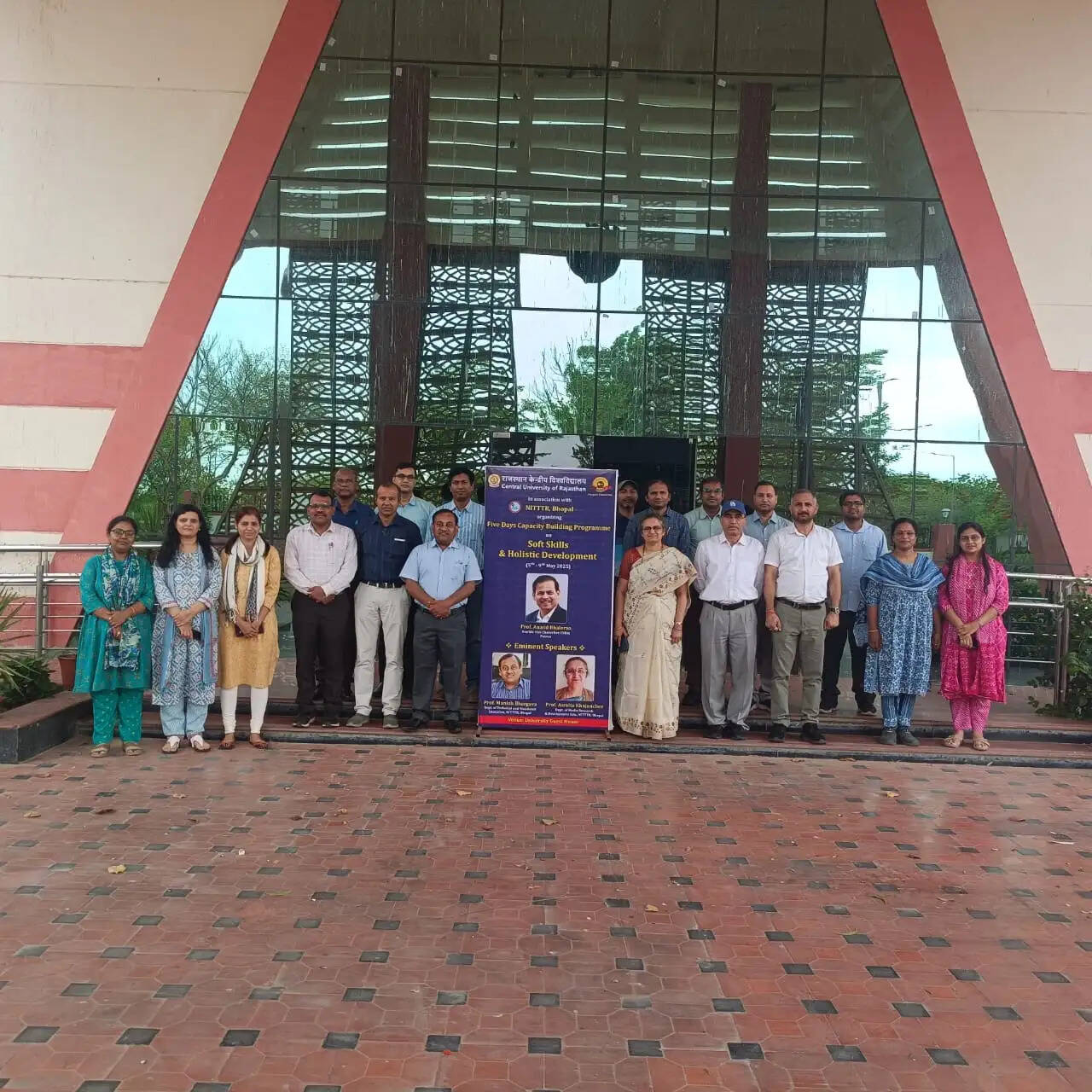 राजस्थान केंद्रीय विश्वविद्यालय में सॉफ्ट स्किल्स और समग्र विकास पर पांच दिवसीय कार्यशाला आरंभ