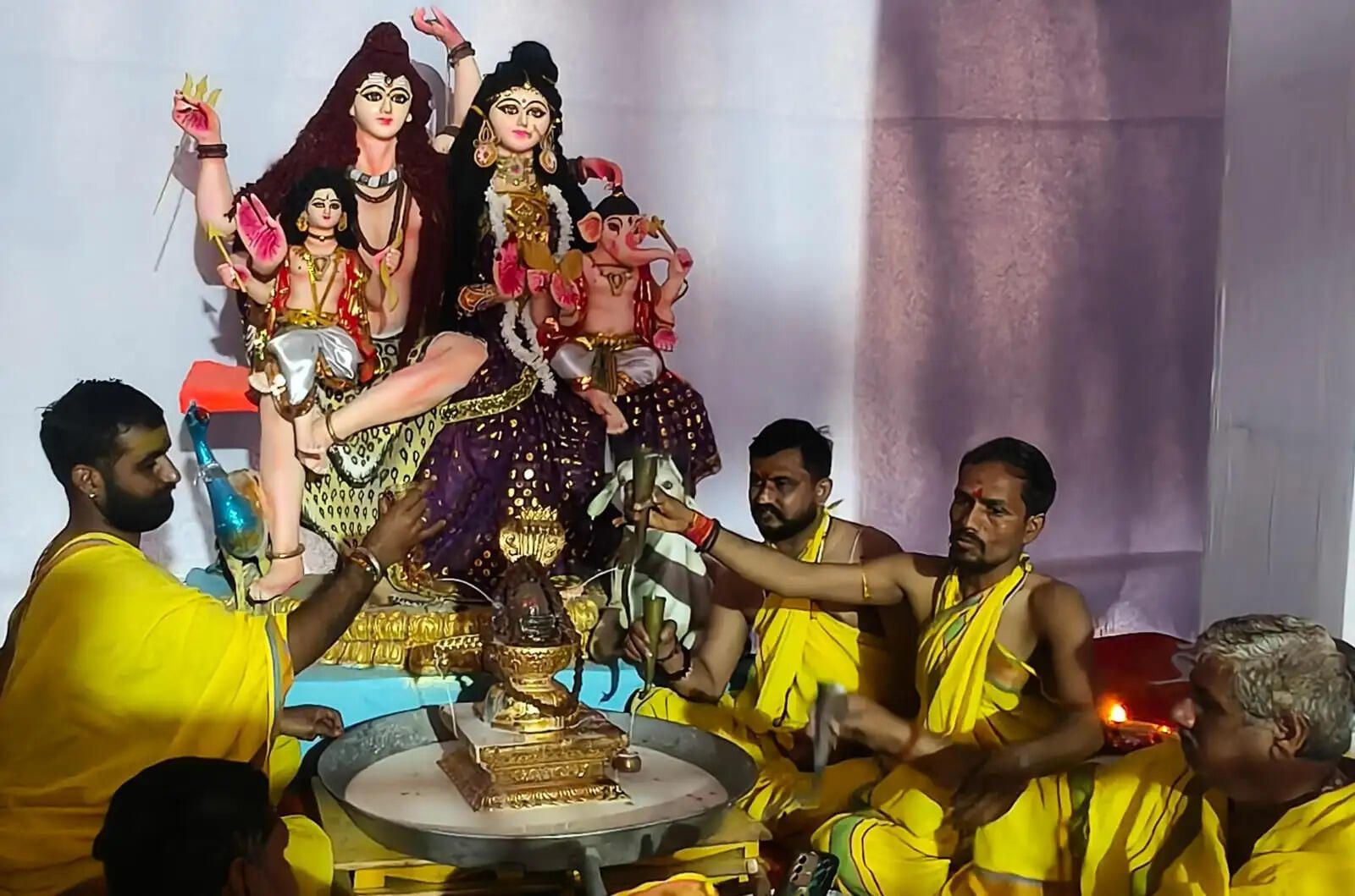 विश्व ब्रह्माण्ड का दिव्य शिवलिंग बीकानेर में, दर्शन कर जीवन धन्य करने का आह्वान