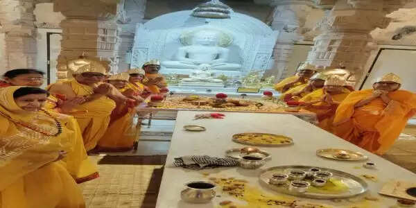 श्री सिद्ध चक्र महामंडल विधान सह विश्व शांति महायज्ञ संपन्न