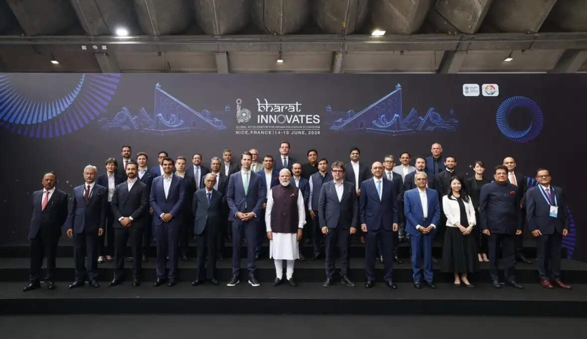 फ्रांस के निवेशकों को भारत की विकास यात्रा से जुड़ने का न्योता : प्रधानमंत्री मोदी