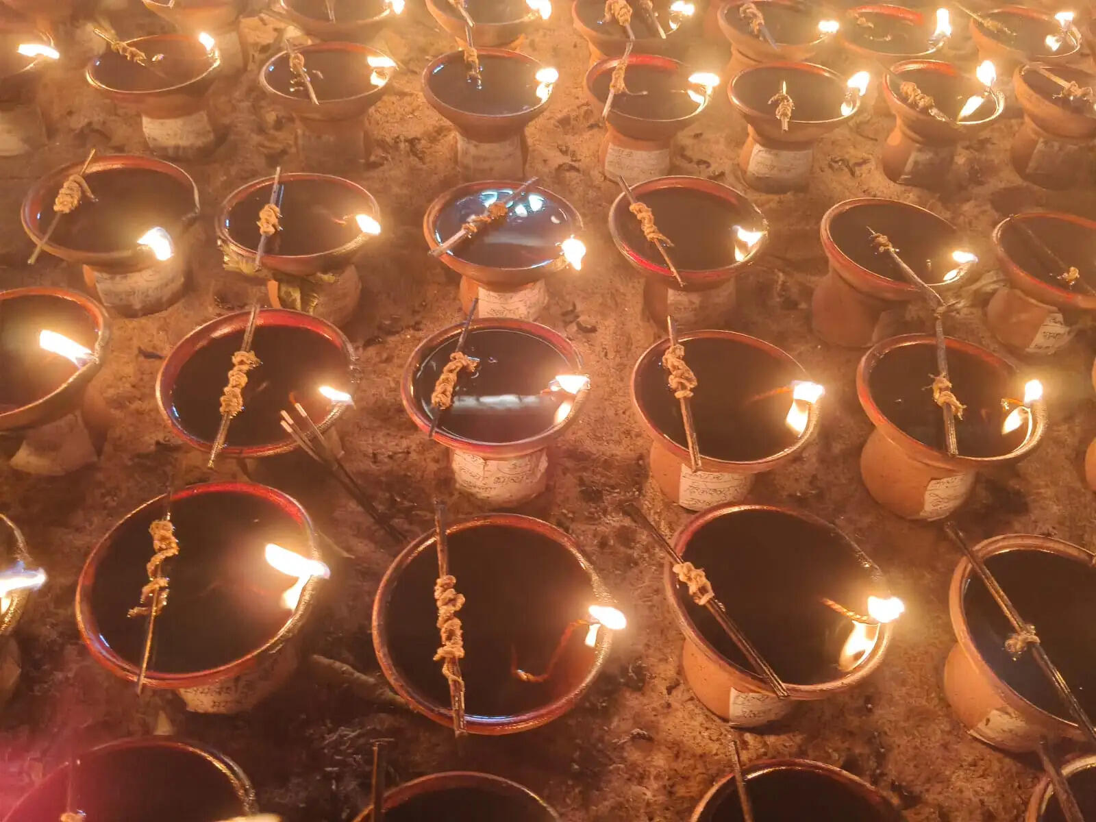 कोरबा के सर्वमंगला मंदिर में नवरात्रि की धूम, 12,106 ज्योति कलश प्रज्वलित; विदेशों से भी पहुंची आस्था की ज्योति
