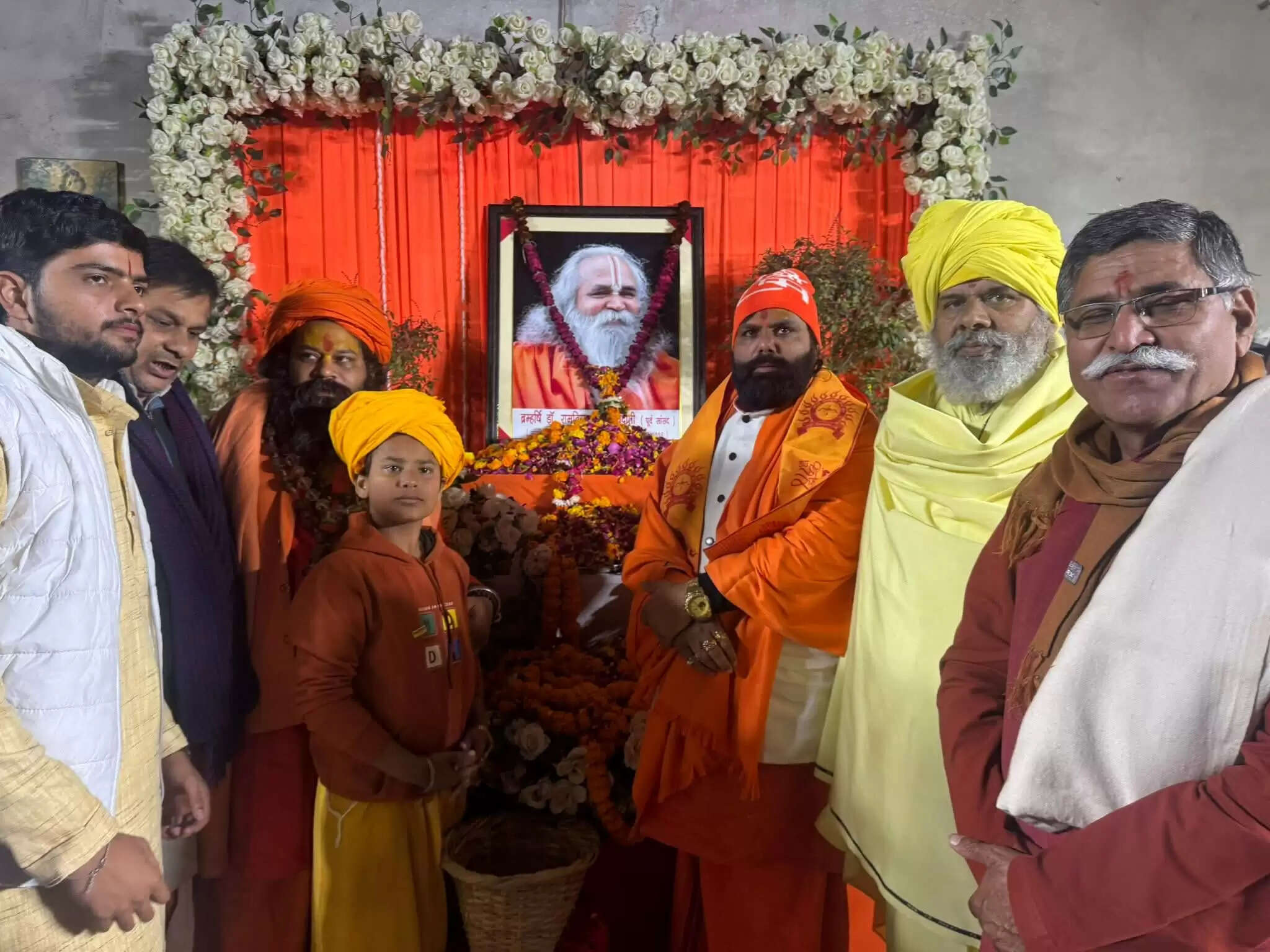 हिन्दु धाम में डॉक्टर रामविलास दास वेदांती को दी गई श्रद्धांजलि, आयोजित हुई श्रद्धांजलि सभा