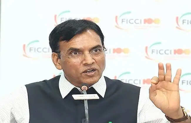 ईएसआईसी में बड़ा बदलाव लाएगी सरकार : डॉ. मनसुख मांडविया