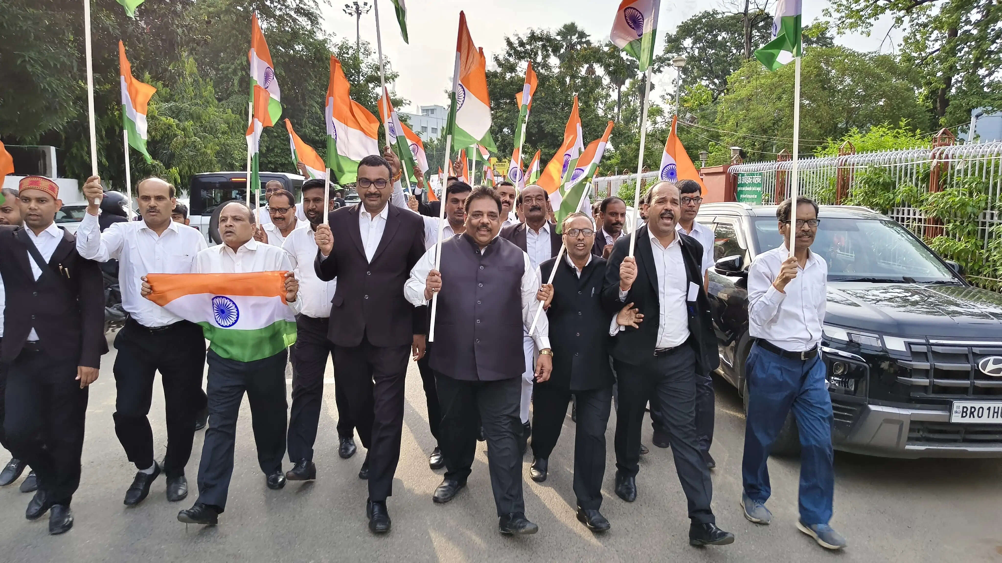 स्वतंत्रता दिवस की पूर्व संध्या पर भाजपा विधि प्रकोष्ठ ने निकाली तिरंगा यात्रा