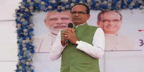 आदिवासियों के साथ अन्याय नहीं होने दूंगा, भले ही जिंदगी चली जाए परवाह नहीं: शिवराज सिंह