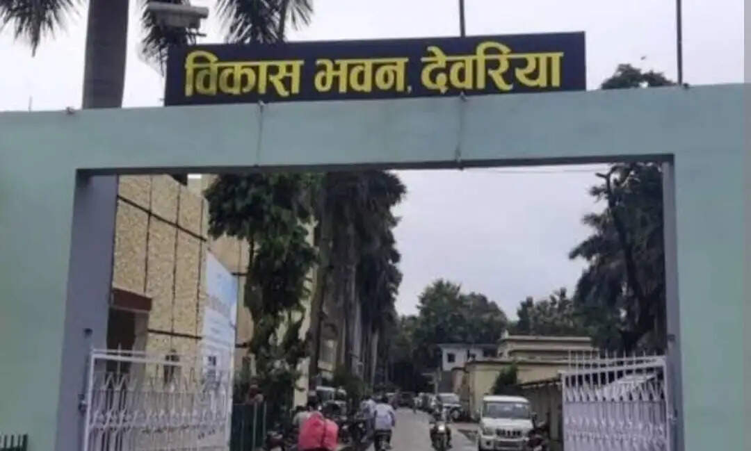 फसल क्षति की सूचना 72 घंटे में दें बीमित किसान : जिला कृषि अधिकारी