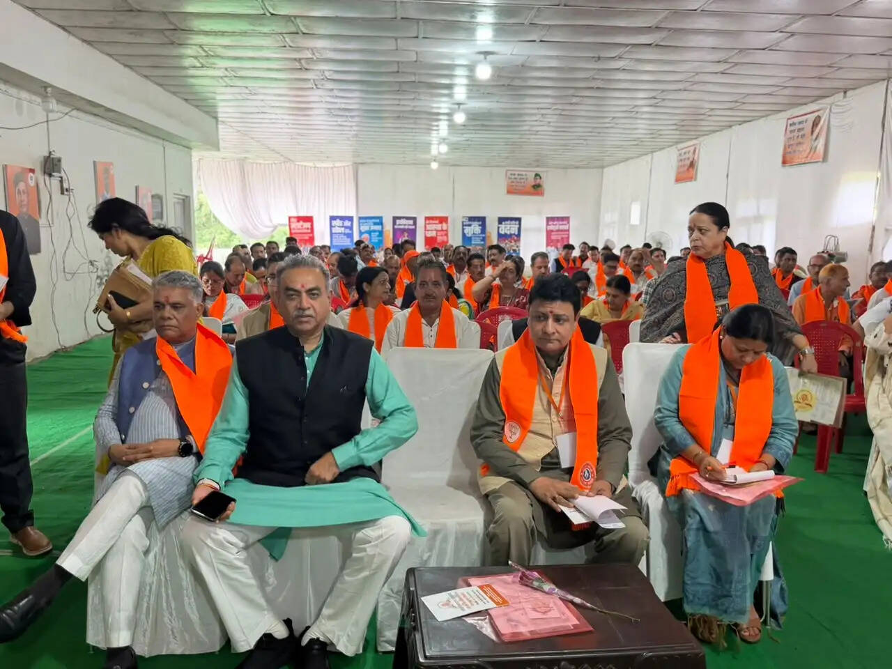 पद के पीछे नहीं, दायित्व निभाने के पीछे भागें कार्यकर्ता : संजय टंडन