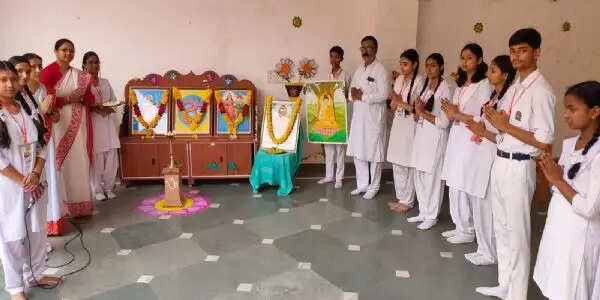 मनाई गई गौतम बुद्ध की जयंती