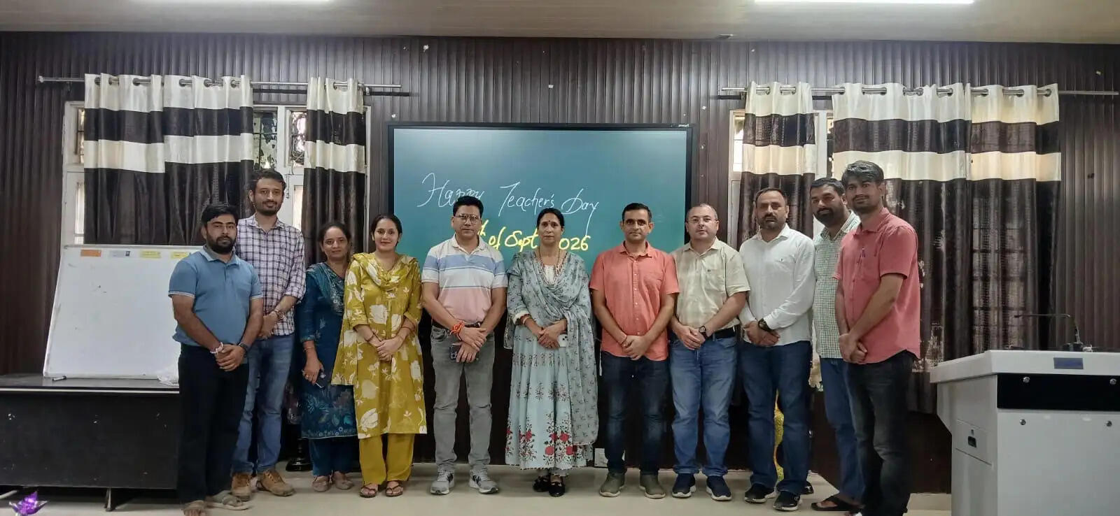 शिक्षक केवल ज्ञानदाता नहीं बल्कि विद्यार्थियों के मार्गदर्शक और आदर्श भी-जीडीसी बसोहली