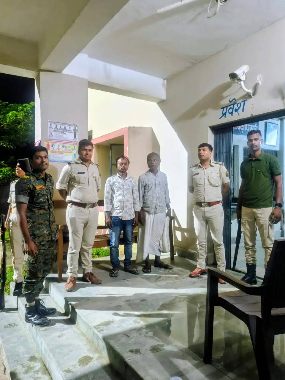 जमीन और रास्ते के विवाद में मारपीट, चार घायल; दो आरोपित गिरफ्तार