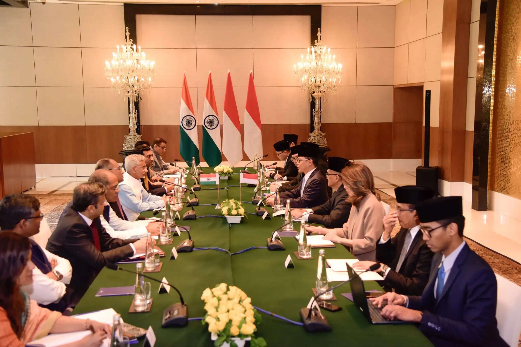 भारत-इंडोनेशिया संयुक्त आयोग बैठकः विदेश मंत्रियों ने की व्यापक रणनीतिक साझेदारी की समीक्षा