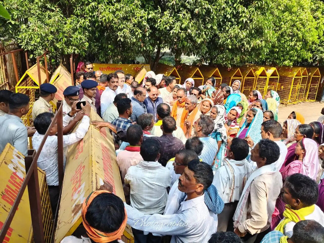 आदिम शब्द हमारी पहचान, नाम बदलना अपमान : मनोज साक्षी