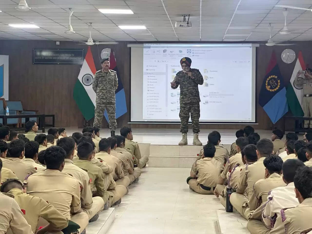 मेजर जनरल एएस बेवली ने नगरोटा में एनसीसी वार्षिक प्रशिक्षण शिविर का दौरा किया, कैडेटों का उत्साहवर्धन किया