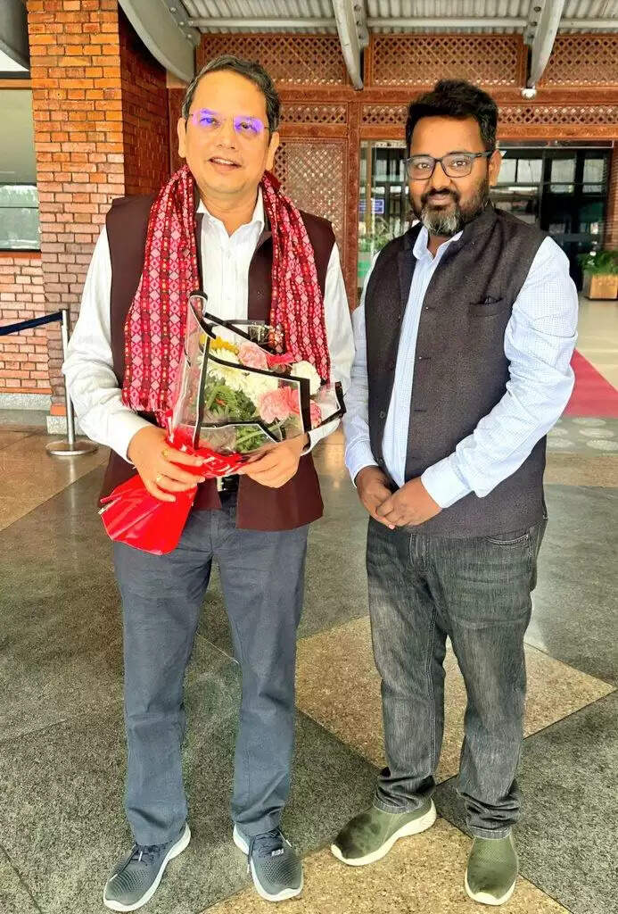 भाजपा विदेश विभाग प्रमुख विजय चौथाईवाले तीन दिनों के नेपाल भ्रमण पर काठमांडू पहुंचे