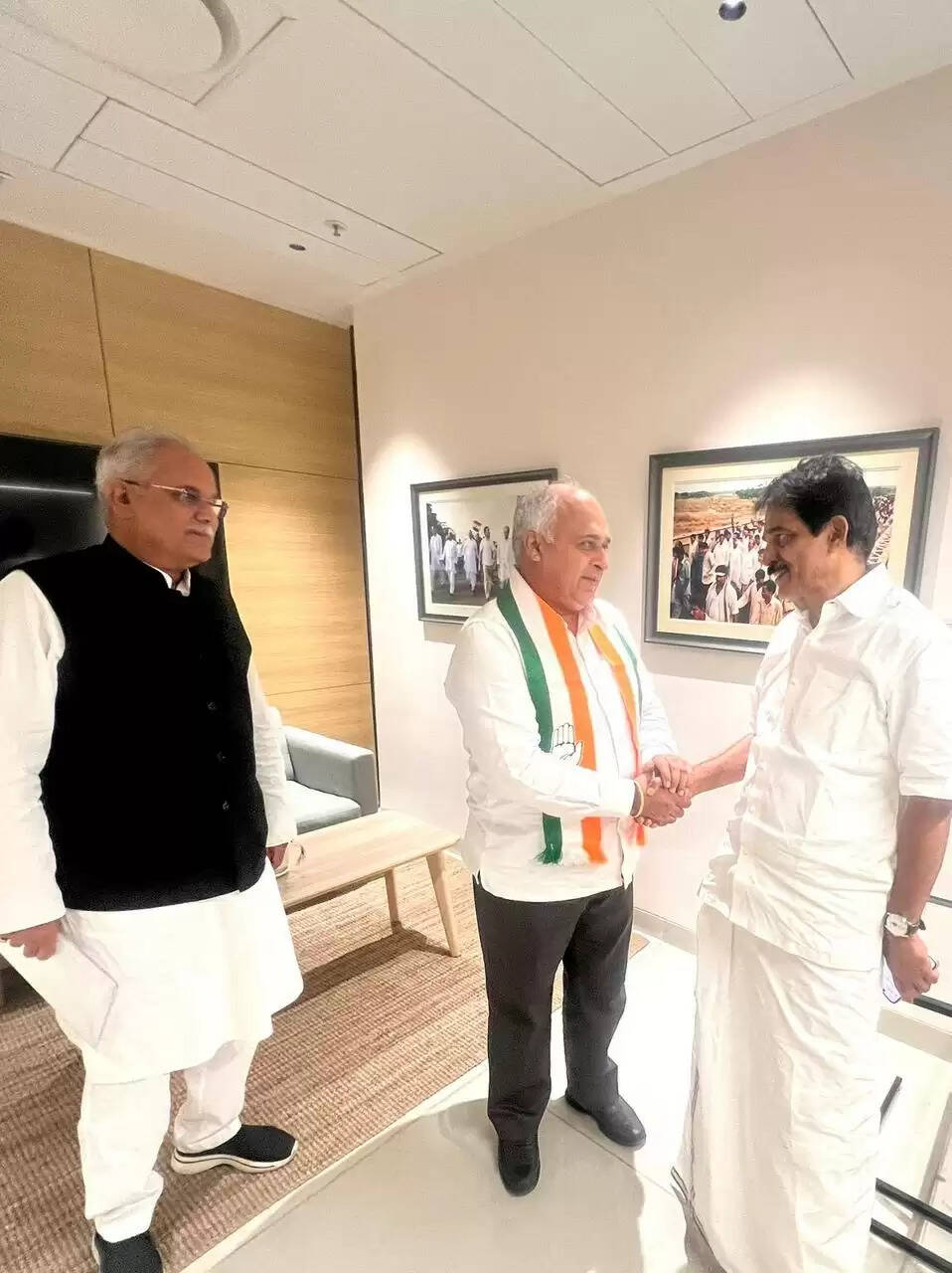 पटियाला के पूर्व मेयर संजीव शर्मा बिट्टू की कांग्रेस में वापसी, वेणुगोपाल और बघेल ने दिलाई सदस्यता