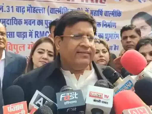 फरीदाबाद: राजनीतिक दबाव के लिए नहीं मिलेगी सुरक्षा:विपुल गोयल