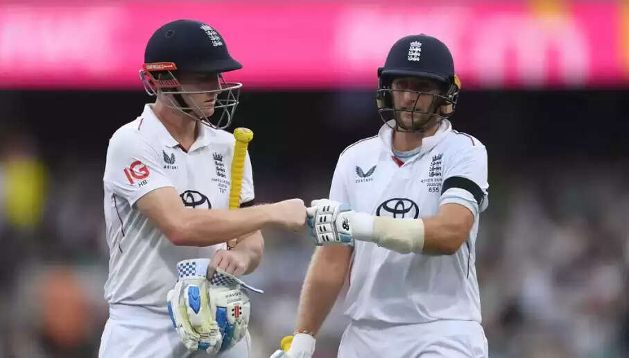 एशेज: बारिश से बाधित सिडनी टेस्ट के पहले दिन रूट–ब्रुक की शानदार साझेदारी से इंग्लैंड संभला