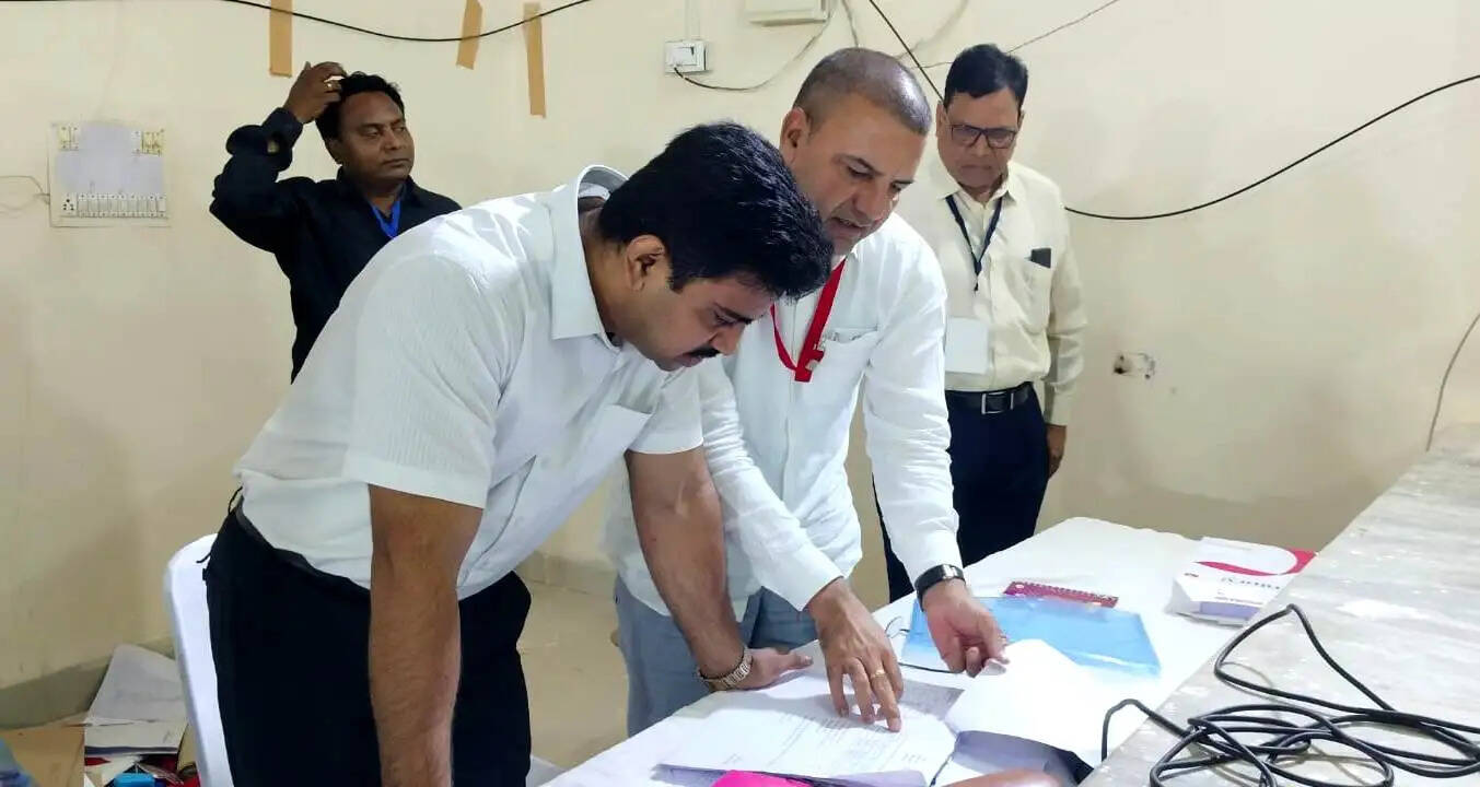 धौलपुर नगर परिषद में 27 में कांग्रेस एवं 11 में भाजपा जीती