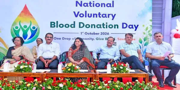 प्रमुख शासन सचिव ने किया स्वास्थ्य भवन में रक्तदान शिविर का उद्घाटन