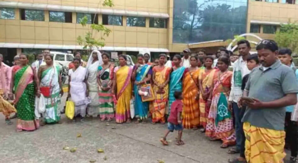 ग्राम प्रधान ने डायन बताकर 118 परिवारों का किया सामाजिक बहिष्कार