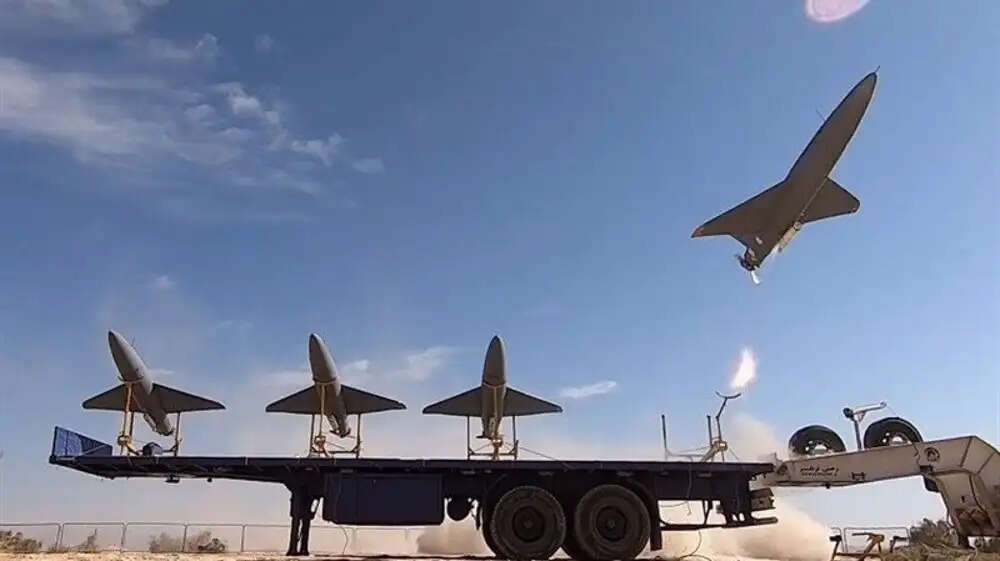 ईरान का इजराइल के सुरक्षा केंद्रों और पुलिस मुख्यालयों को निशाना बनाने का दावा