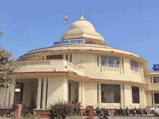 6 दिन में 2.75 करोड़ वसूली की चुनौती, सख्ती पर उतरा निगम