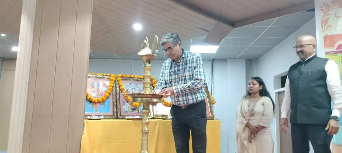 व्यापक अनुसंधान से संभव हुआ कैंसर का भी इलाज : डॉ. अनंत नारायण भट्ट
