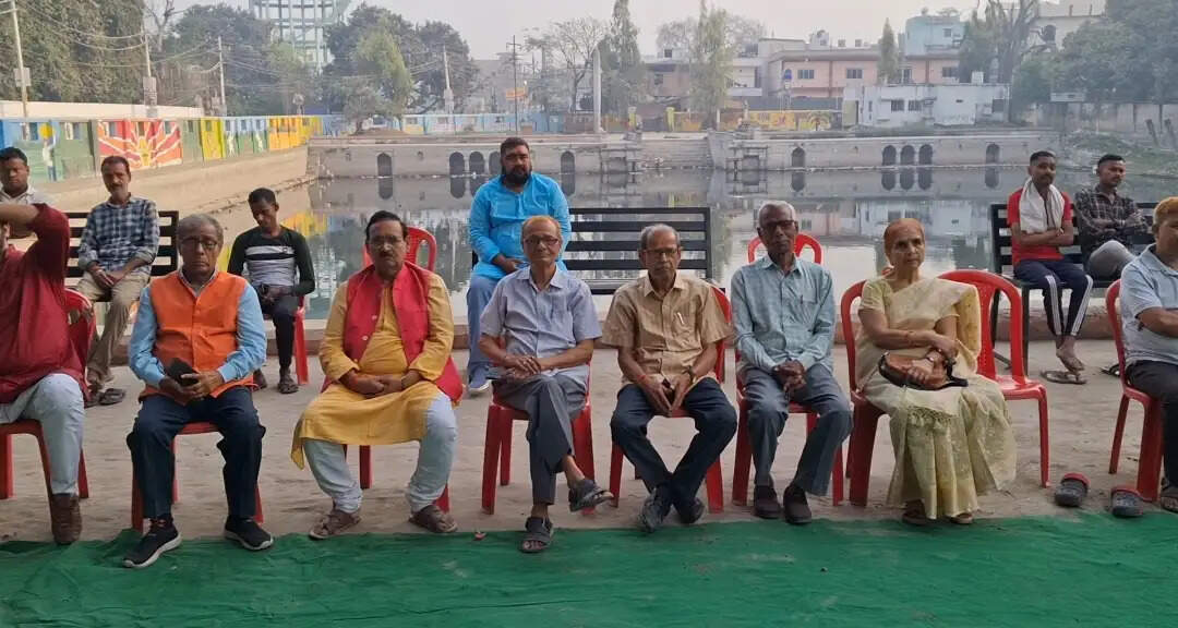 संस्कार भारती ने सूर्य वंदना और नागरिक कर्तव्यों के संकल्प के साथ मनाया नव वर्ष