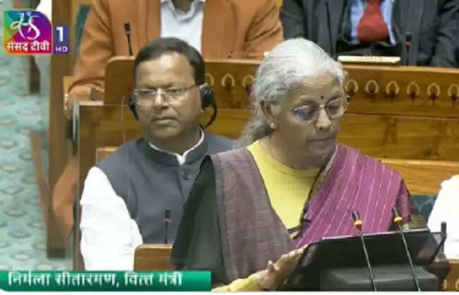 केंद्रीय बजट में एयरक्राफ्ट पार्ट्स के लिए कच्चे माल पर कस्टम ड्यूटी से छूट का प्रस्ताव