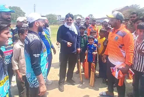 आरपीएल : चबुतरी मैजिकल स्टार अंतिम चार में, पहला सेमीफाइनल टाई