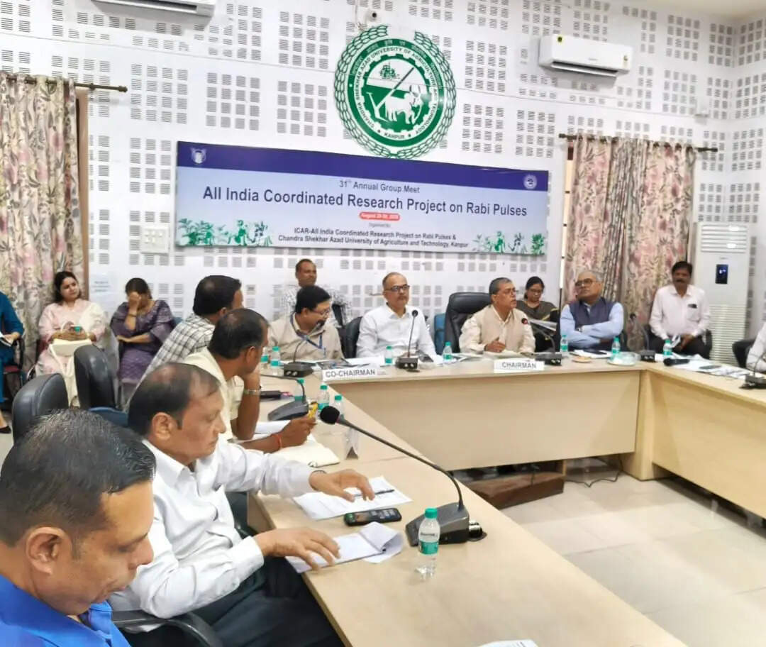 वैज्ञानिक अनुसंधान और तकनीक के खेत तक प्रसार से बढ़ेगा दलहन उत्पादन : डॉ. संजीव गुप्ता