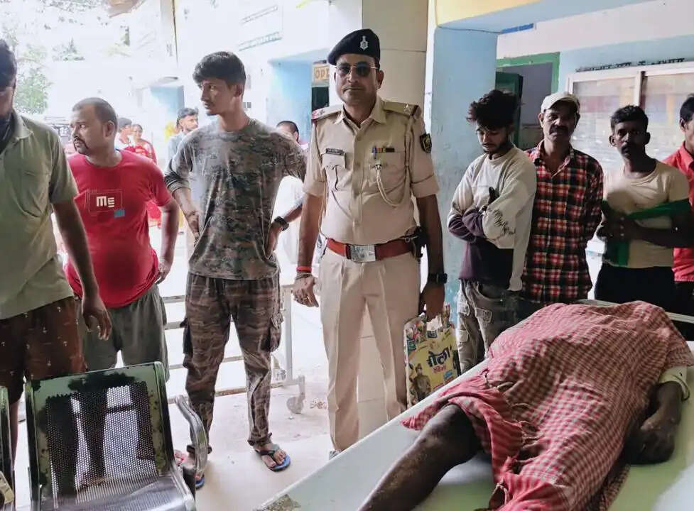 55 वर्षीय व्यक्ति की नदी में डूबने से मौत, बालू खनन से गहराई बढ़ने का आरोप
